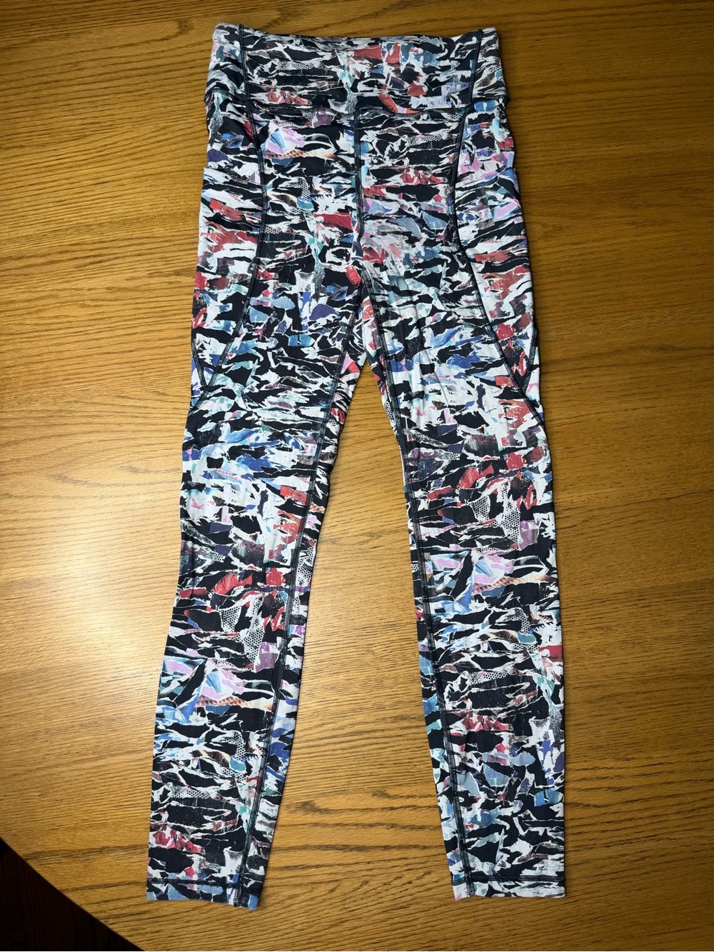 Lululemon Break Free Tight 25" *Nulux Running Leggings